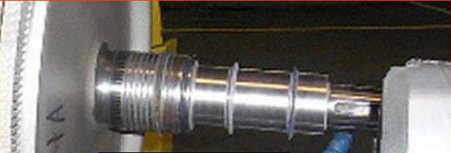 Eje de turbina con zonas de apoyo y sellos recuperadas