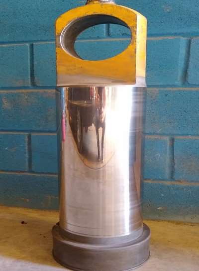 Vástago terminado con ECODUR HCR, superficie espejada